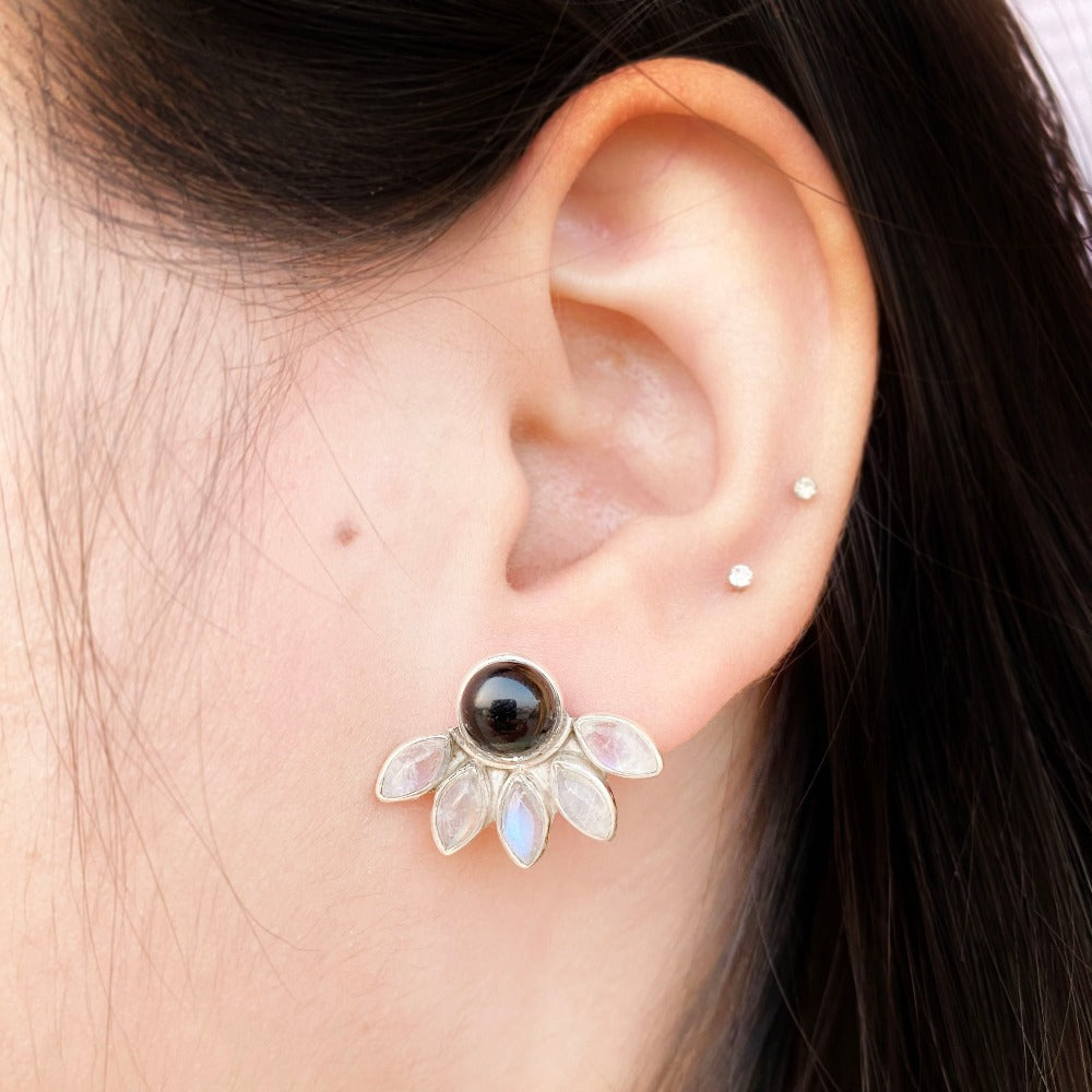 Black Onyx Rainbow Moonstone Silver Stud Earring – SILBERUH