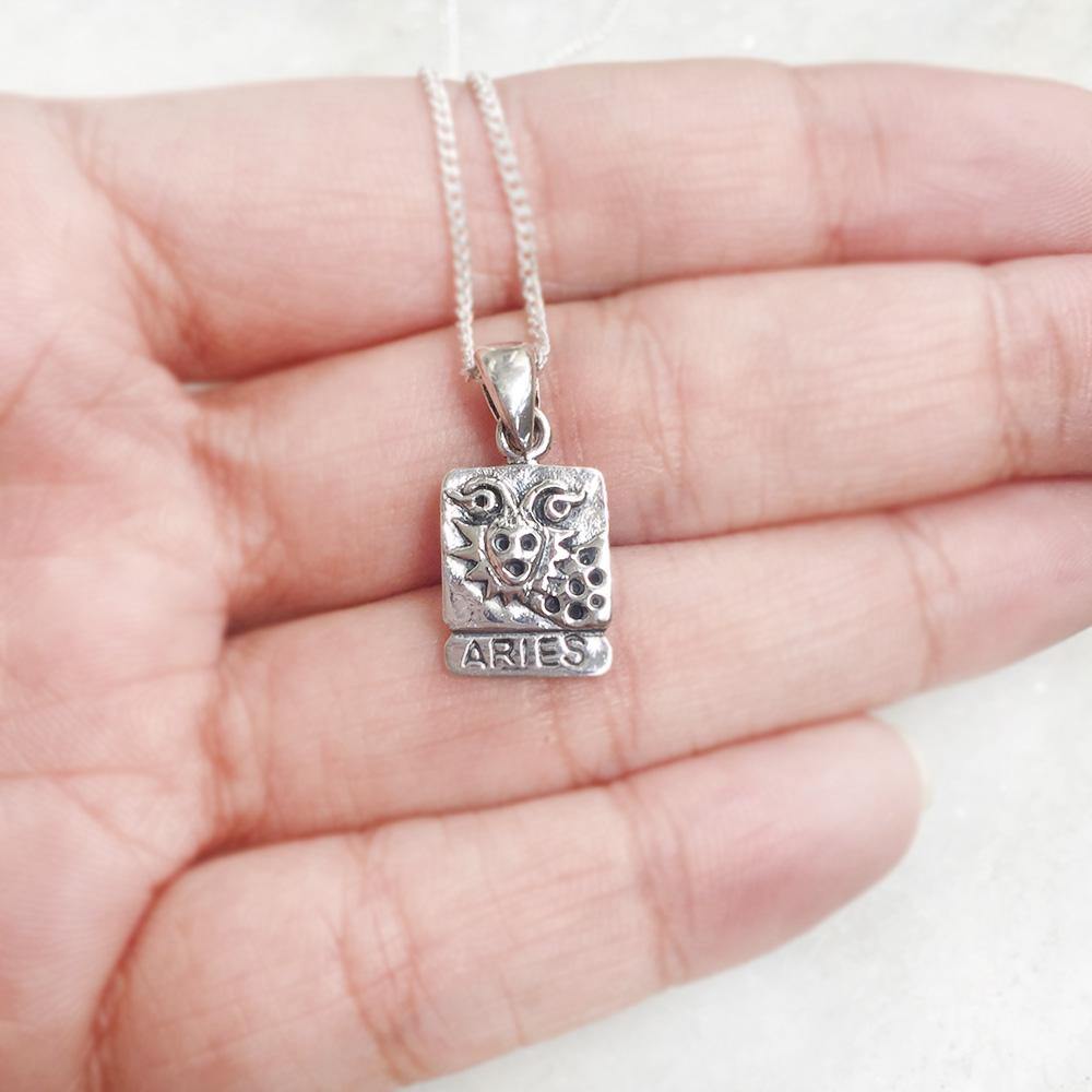 Aries top pendant silver