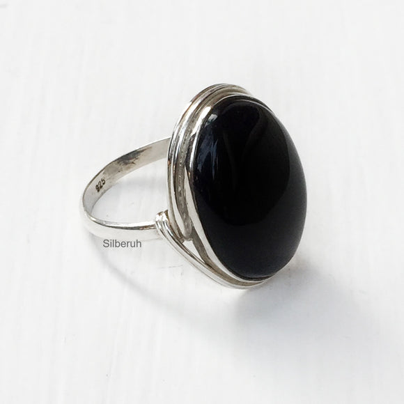 Black Onyx Knotted Silver Ring