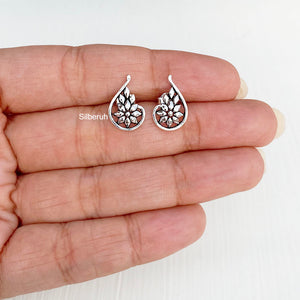 Flower Silver Stud