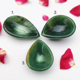 Natural crystal diya in green aventurine for meditation use