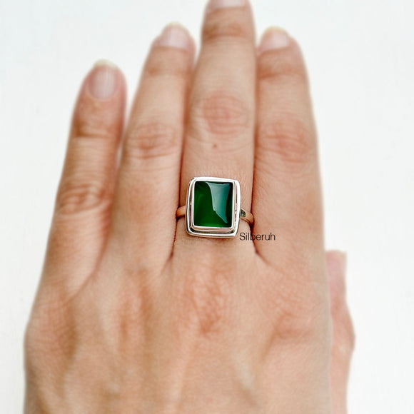 Green Onyx Silver Rectangle Ring