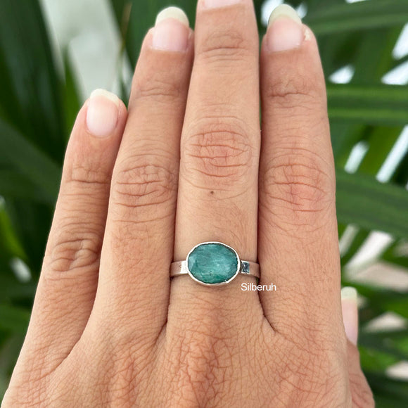 Green Ropada Silver Ring