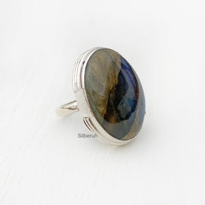 Labradorite Oval Silver Ring