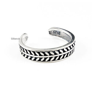 Leaf Silver Adjustable Toe Ring