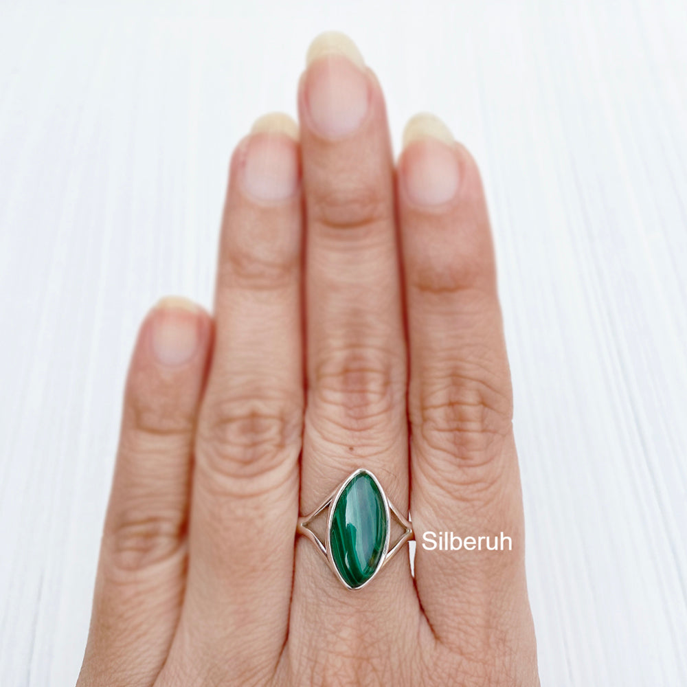 Malachite ring silver deals