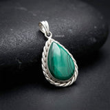 925 silver malachite drop knotted pendant handcrafted in sterling silver