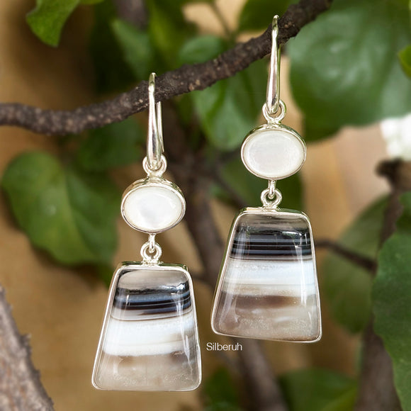 Mother of Pearl & Banded Onyx Silver Earring