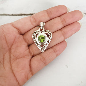 Peridot Facetted Heart Silver Pendant