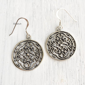 Round Victorian Filigree Silver Earring