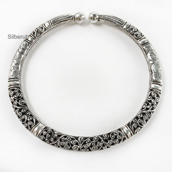 Silver Carved Tribal Hasli