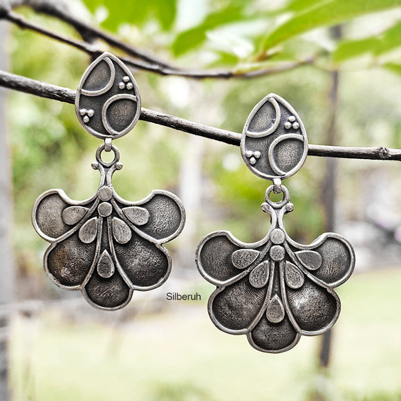 Silver Pankh Oxidised Silver Earring