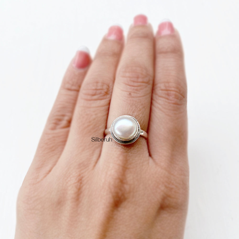 Silver and pearl ring outlet