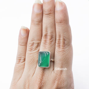 Green Onyx Rectangular Silver Ring