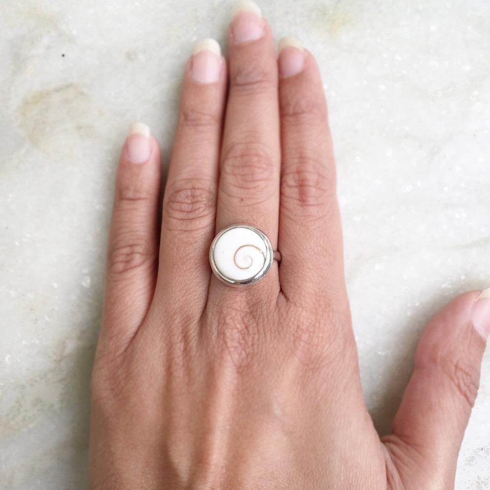 Natural Gomti Chakra Adjustable Ring In Sterling Silver Unisex Ring – Zowawi