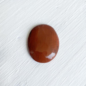 RED JASPER WORRY STONE