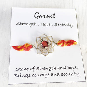 GARNET SAHASRARA CHAKRA SILVER RAKHI - SILBERUH