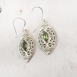 FILIGREE FACETTED PERIDOT SILVER EARRING - SILBERUH