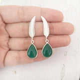 LEAF GREEN ONYX DROP SILVER EARRING - SILBERUH