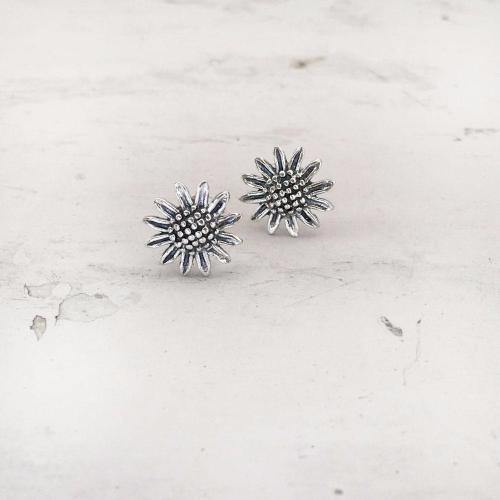 SUNFLOWER SILVER STUD - SILBERUH