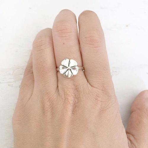 FLOWER SILVER RING - SILBERUH