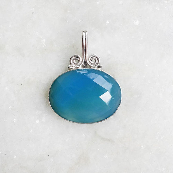 BLUE CHALCEDONY FACETTED SILVER PENDANT - SILBERUH