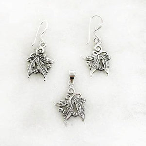 THREE LEAF SILVER PENDANT & EARRING SET