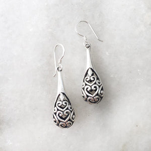 DEW DROP JALI SILVER EARRING - SILBERUH