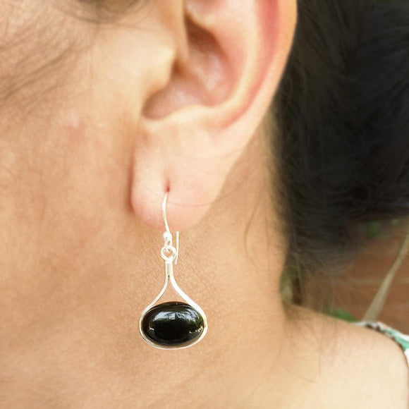 BLACK ONYX DROP SILVER EARRING - SILBERUH