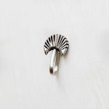 shell nose clip silver non pierced India